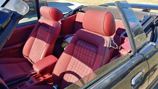1985 Ford Mustang LX Convertible thumbnail 5