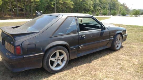 1990 Ford Mustang GT - hatch thumbnail 5