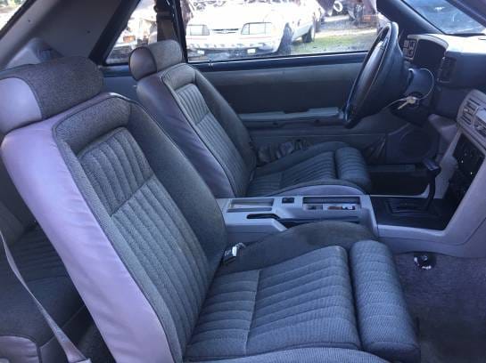 1990 Ford Mustang GT - red hatch thumbnail 7