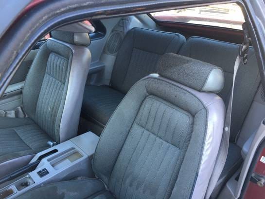 1990 Ford Mustang GT - red hatch thumbnail 9