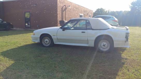 1988 Ford Mustang GT - White Convertible  thumbnail 11