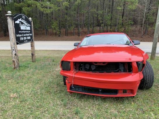 2005 Ford Mustang GT Automatic thumbnail 3
