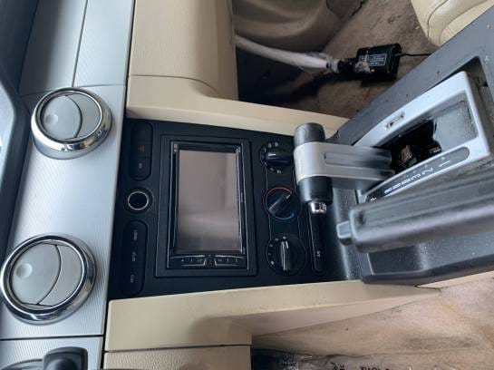 2005 Ford Mustang GT Automatic thumbnail 11