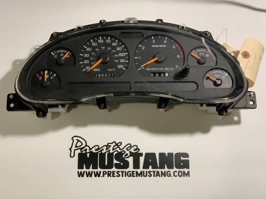 1996-1997 Ford Mustang Instrusment Cluster V6 120mph