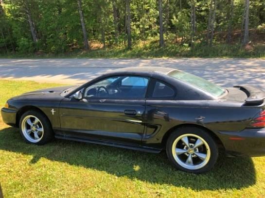 1995 Ford Mustang V6 