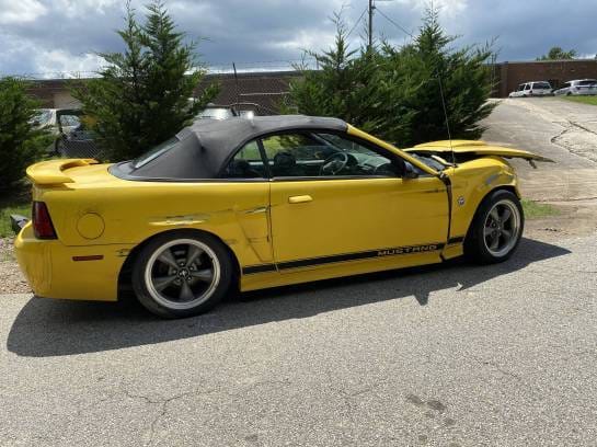 2004 Ford Mustang GT Convertible  thumbnail 2