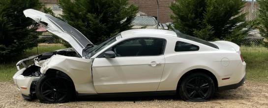 2011 Ford Mustang V6