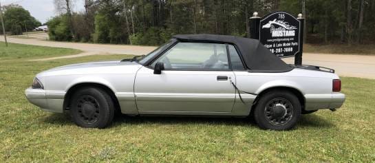 1993 Ford Mustang LX Convertible 2.3L