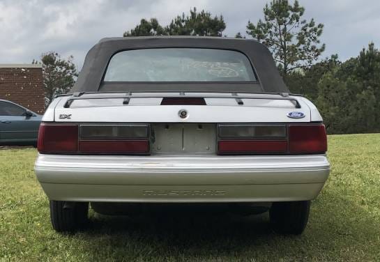 1993 Ford Mustang LX Convertible 2.3L thumbnail 4
