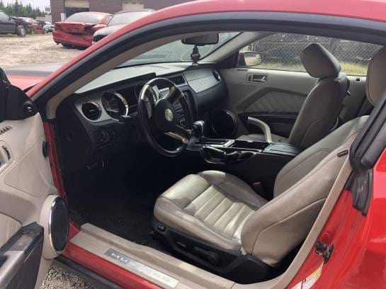 2011 Ford Mustang GT thumbnail 5