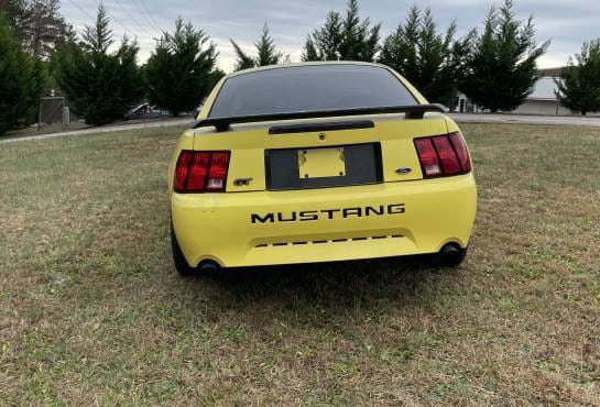 2002 Ford Mustang GT thumbnail 8