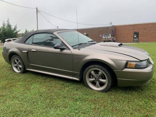 2002 Ford Mustang GT Convertible thumbnail 3