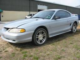 1995 Ford Mustang V6 Automatic - Silver