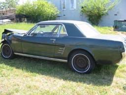 1966 Ford Mustang 289 4V C-4 - Green