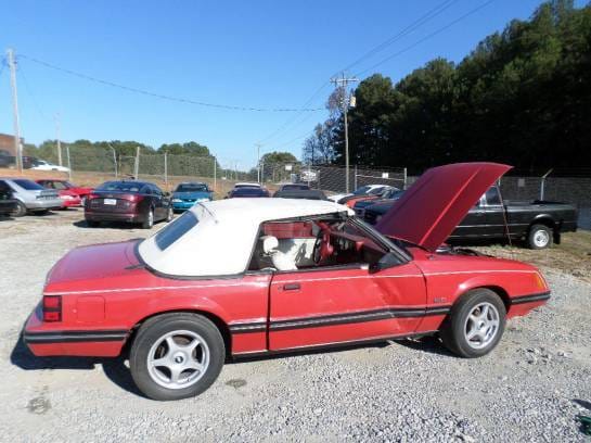 1984 Ford Mustang Convertible LOW MILEAGE thumbnail 2