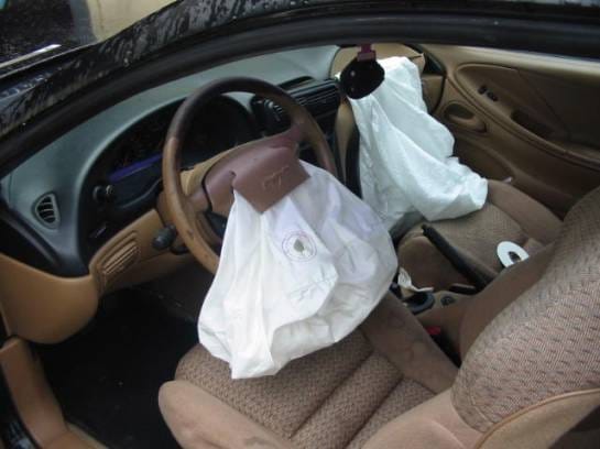 94-98 Ford Mustang Coupe 4.6 Automatic - Black thumbnail 3