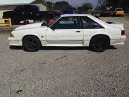1988 Ford Mustang GT White