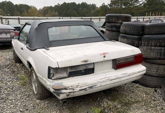 1986 Ford Mustang Covertible 5.0 thumbnail 2